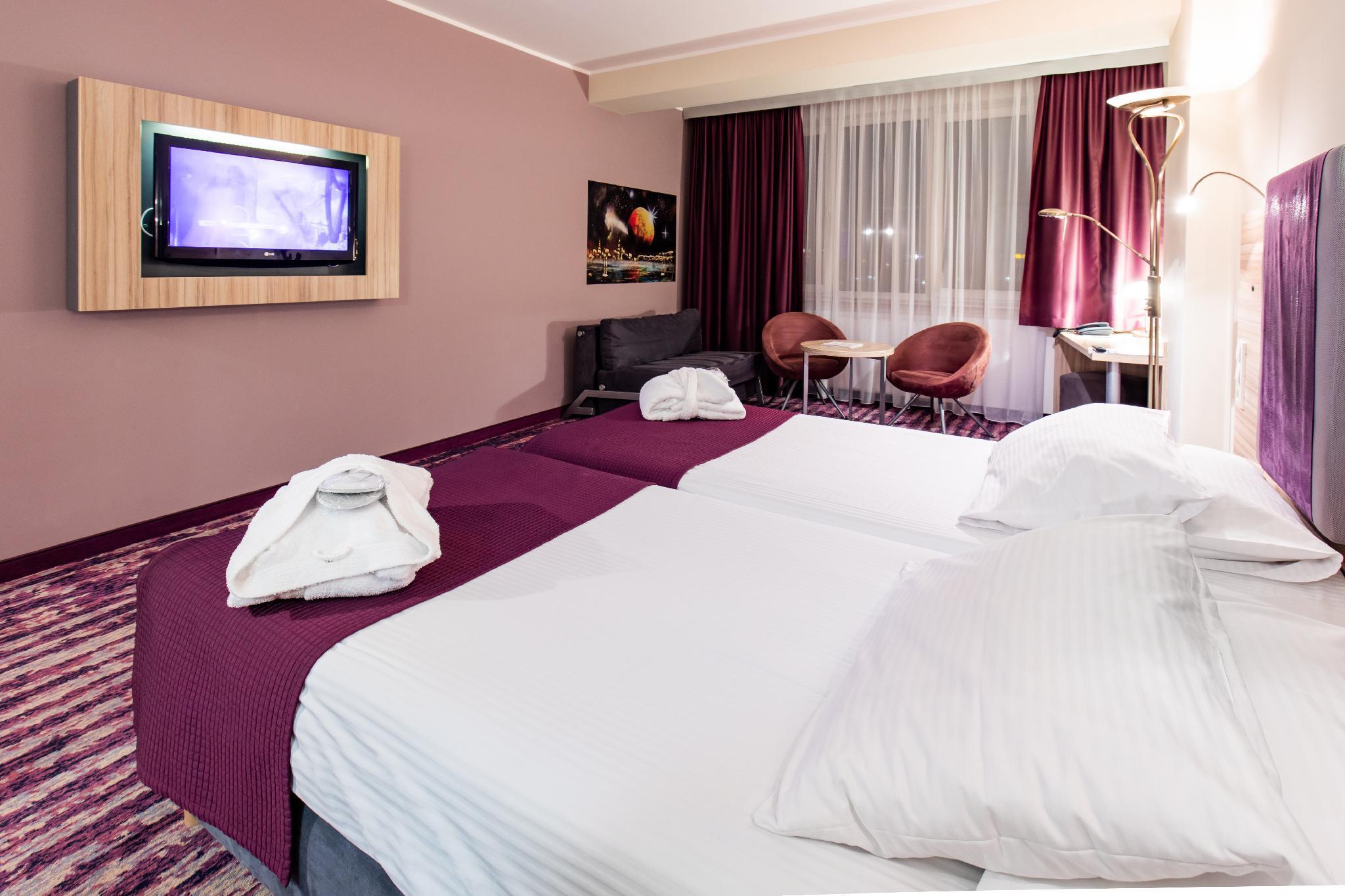 Galaxy Hotel Krakow Luaran gambar